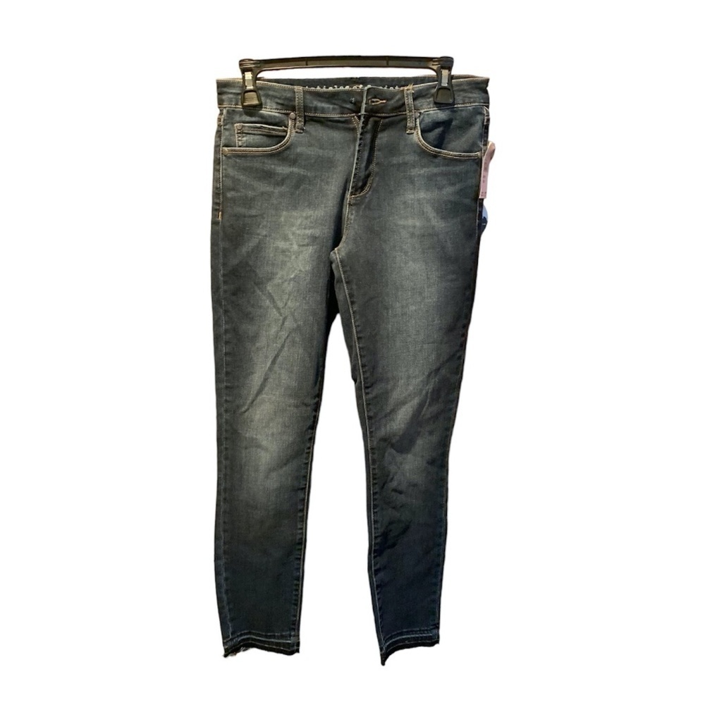 Articles of Society London Skinny With Raw Hem size 27 NWT FLAWED